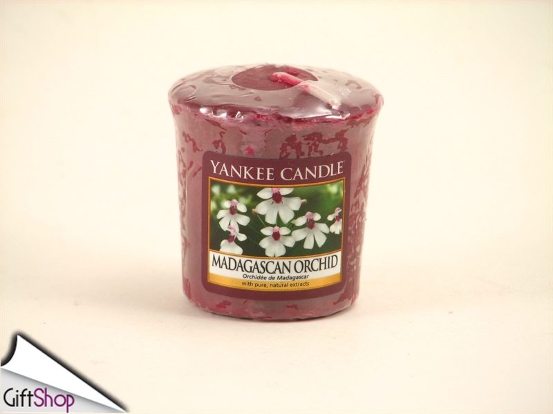 0006918_votivo-candela-madagascan-orchid-out-of-africa-yankee-candle